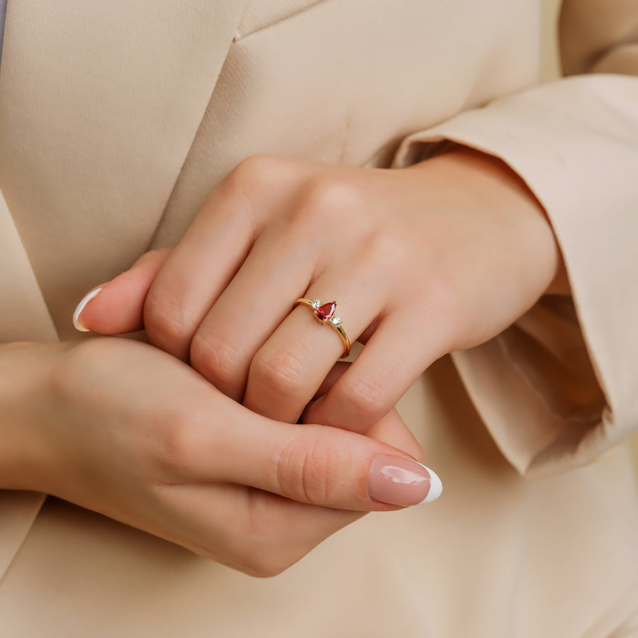 Teardrop Garnet Ring | Gold Vermeil