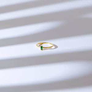 Art Deco Single Baguette Ring - Emerald